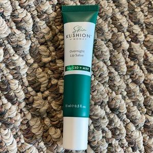 Monat Skin Kushion Lip Salve
